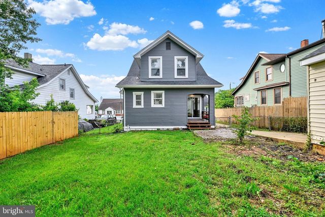 7904 ROSELAND AVE, Rosedale, MD 21237