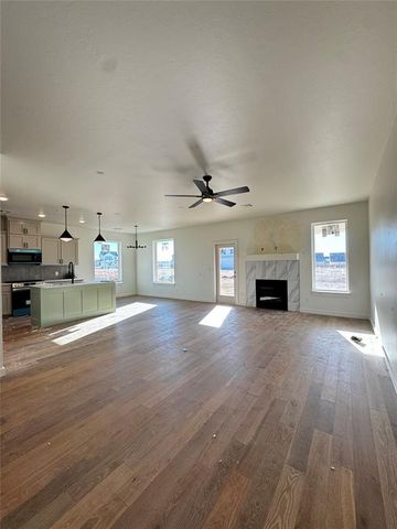 4216 NW 180th Street, Edmond, OK 73012