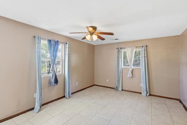 820 Monte Vista Road NE, Los Lunas, NM 87031