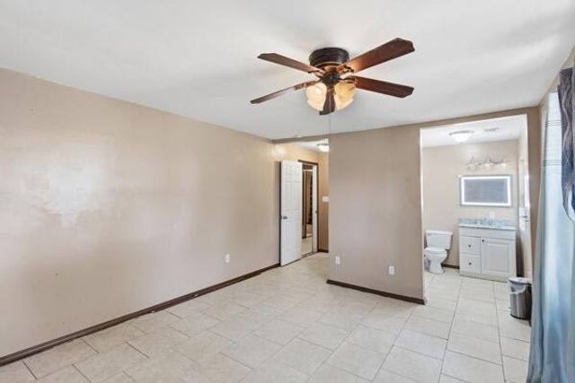 820 Monte Vista Road NE, Los Lunas, NM 87031