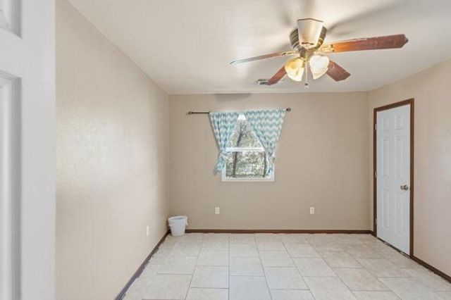 820 Monte Vista Road NE, Los Lunas, NM 87031