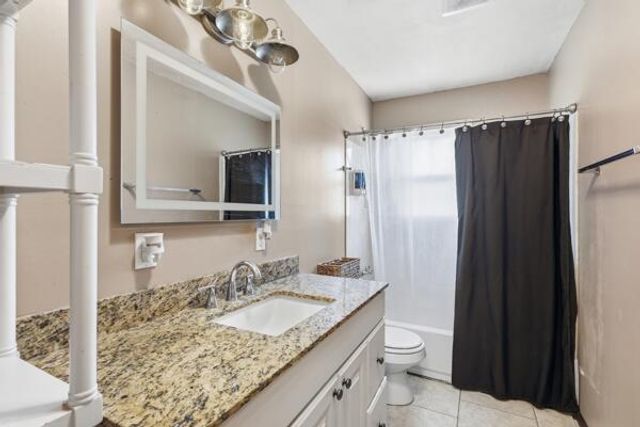 820 Monte Vista Road NE, Los Lunas, NM 87031