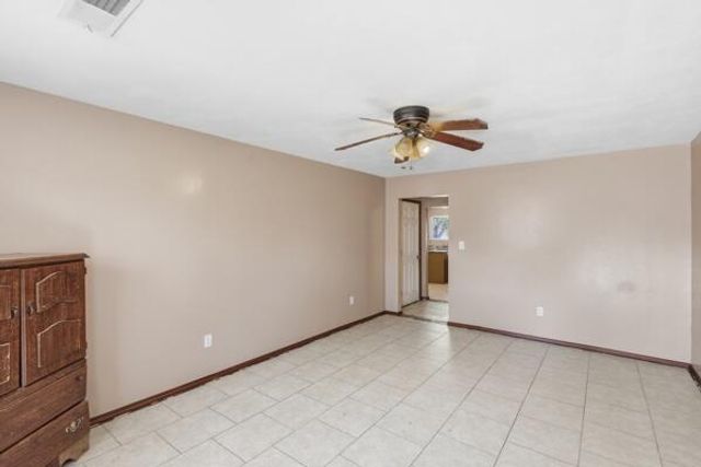 820 Monte Vista Road NE, Los Lunas, NM 87031