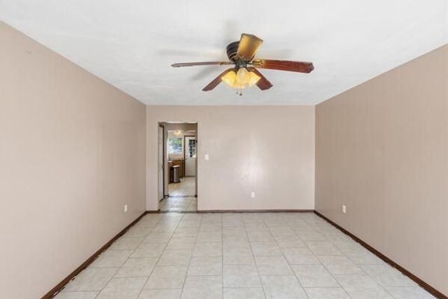 820 Monte Vista Road NE, Los Lunas, NM 87031