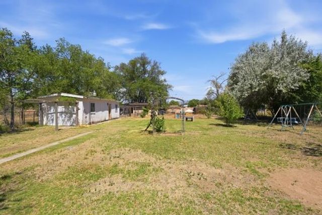 820 Monte Vista Road NE, Los Lunas, NM 87031