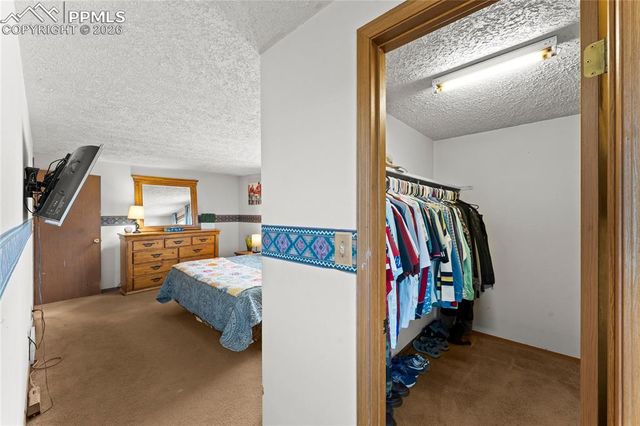 2075 Grady Court, Colorado Springs, CO 80915