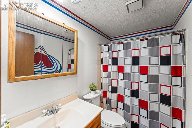 2075 Grady Court, Colorado Springs, CO 80915