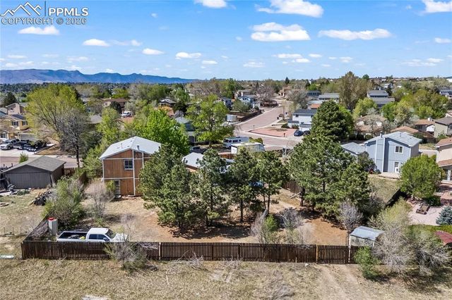 2075 Grady Court, Colorado Springs, CO 80915