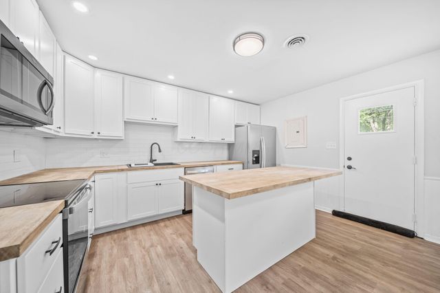 5258 Scioto Darby Road, Hilliard, OH 43026