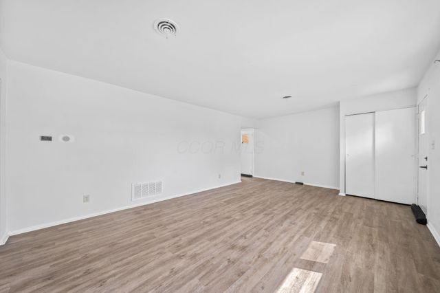 5258 Scioto Darby Road, Hilliard, OH 43026