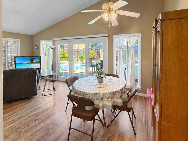 6645 Posten Way, Citrus Heights, CA 95621