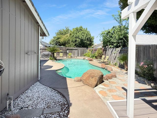 6645 Posten Way, Citrus Heights, CA 95621
