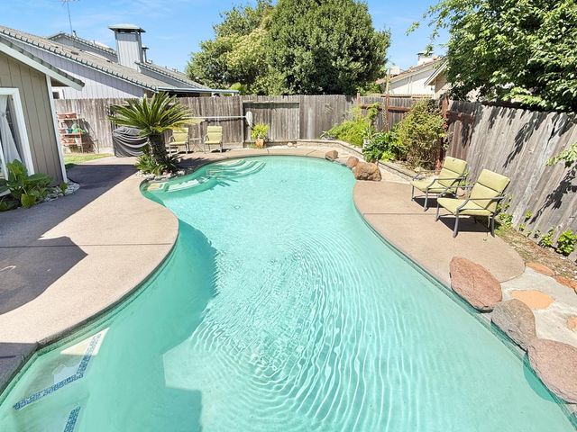 6645 Posten Way, Citrus Heights, CA 95621