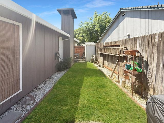 6645 Posten Way, Citrus Heights, CA 95621