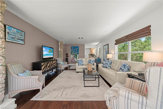2539 Coconut DR, Sanibel, FL 33957