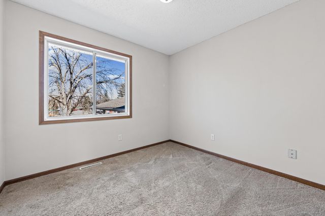 3939 Westbury Drive, Eagan, MN 55123