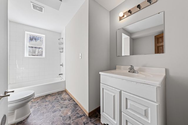 3939 Westbury Drive, Eagan, MN 55123