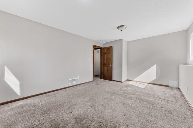 3939 Westbury Drive, Eagan, MN 55123