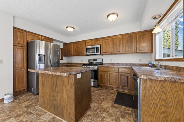 3939 Westbury Drive, Eagan, MN 55123