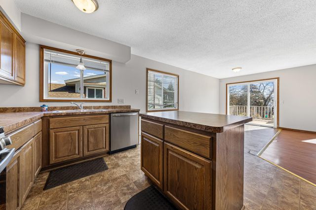 3939 Westbury Drive, Eagan, MN 55123