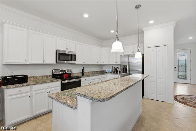 11937 Silver Cobblestone WAY, Fort Myers, FL 33913