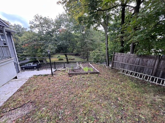 158 Bay State Rd, Melrose, MA 02176