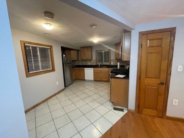 158 Bay State Rd, Melrose, MA 02176