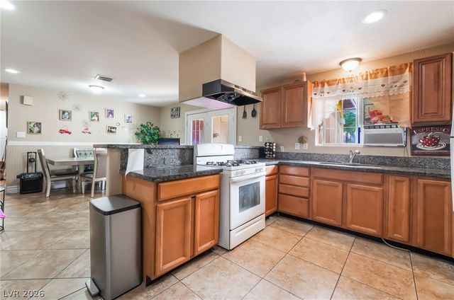 1413 South 17th Street, Las Vegas, NV 89104
