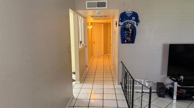 2310 S Meridian Avenue, Fresno, CA 93725