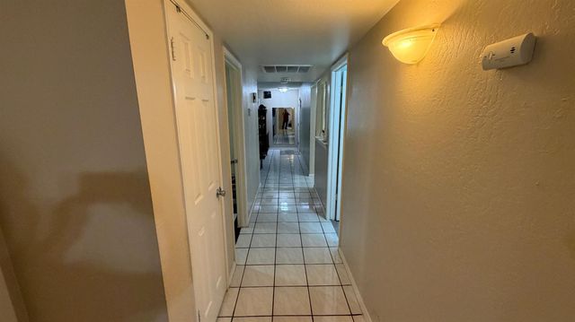 2310 S Meridian Avenue, Fresno, CA 93725
