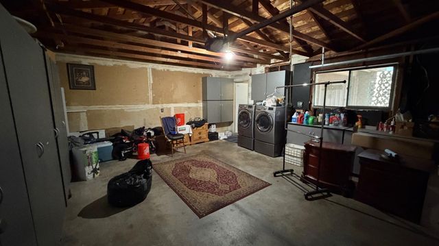 2310 S Meridian Avenue, Fresno, CA 93725