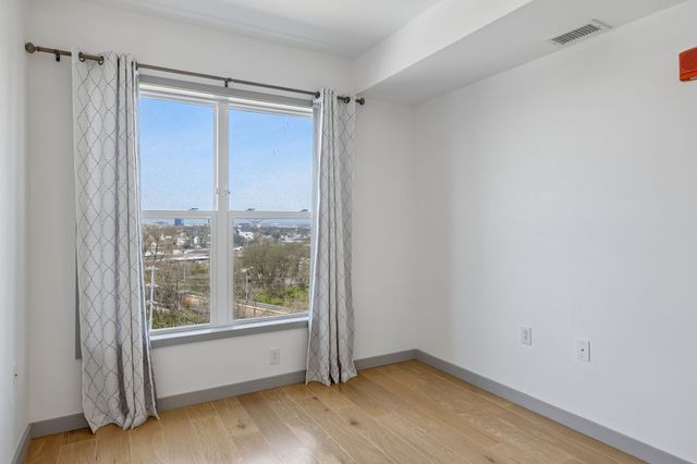 400 Herron Dr Apt 418, Nashville, TN 37210