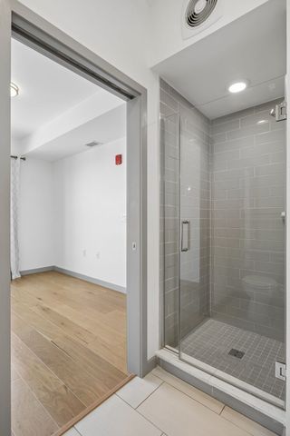 400 Herron Dr Apt 418, Nashville, TN 37210