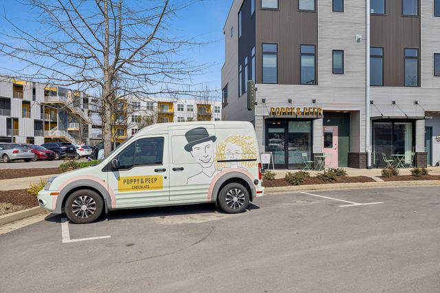 400 Herron Dr Apt 418, Nashville, TN 37210