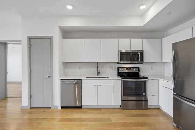 400 Herron Dr Apt 418, Nashville, TN 37210