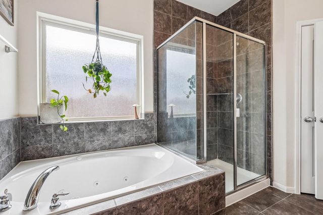1498 Foshee Court, Alvin, TX 77511