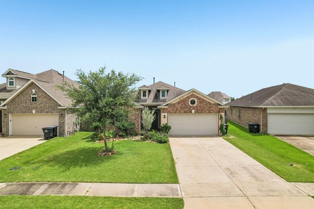 1498 Foshee Court, Alvin, TX 77511
