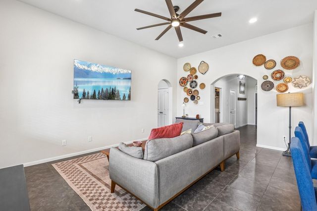 1498 Foshee Court, Alvin, TX 77511