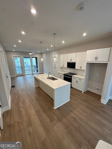 991 Bibbs Circle NW 23, Atlanta, GA 30318