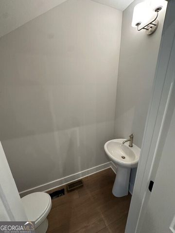 991 Bibbs Circle NW 23, Atlanta, GA 30318