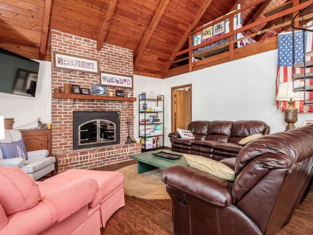 721 Natchez Lane, Sugar Grove, OH 43155