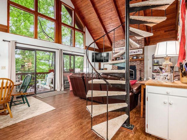 721 Natchez Lane, Sugar Grove, OH 43155