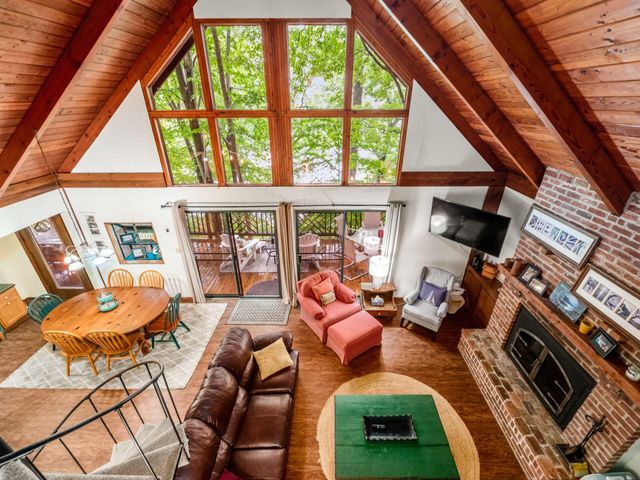 721 Natchez Lane, Sugar Grove, OH 43155