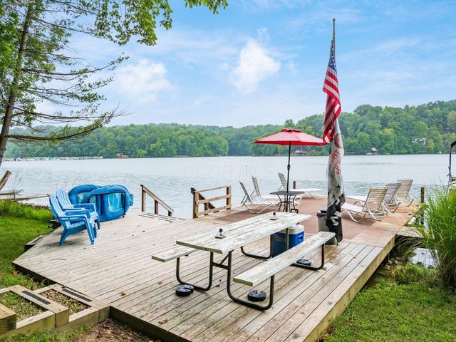 721 Natchez Lane, Sugar Grove, OH 43155