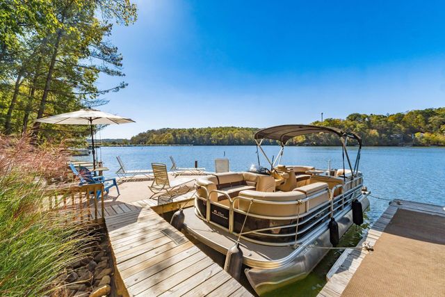 721 Natchez Lane, Sugar Grove, OH 43155