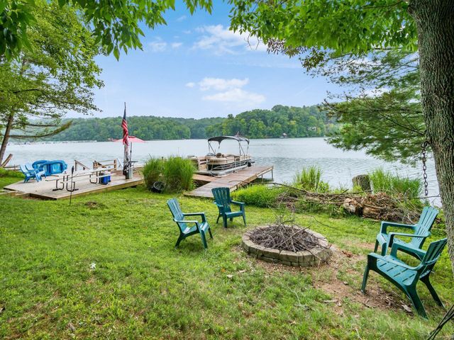 721 Natchez Lane, Sugar Grove, OH 43155