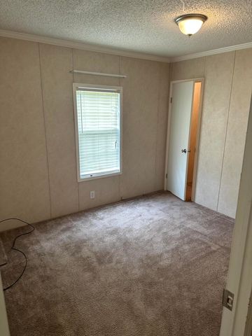 726 Hellard Road, Annville, KY 40402
