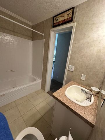 726 Hellard Road, Annville, KY 40402
