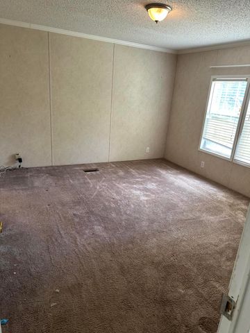 726 Hellard Road, Annville, KY 40402