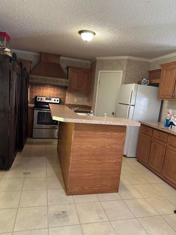 726 Hellard Road, Annville, KY 40402